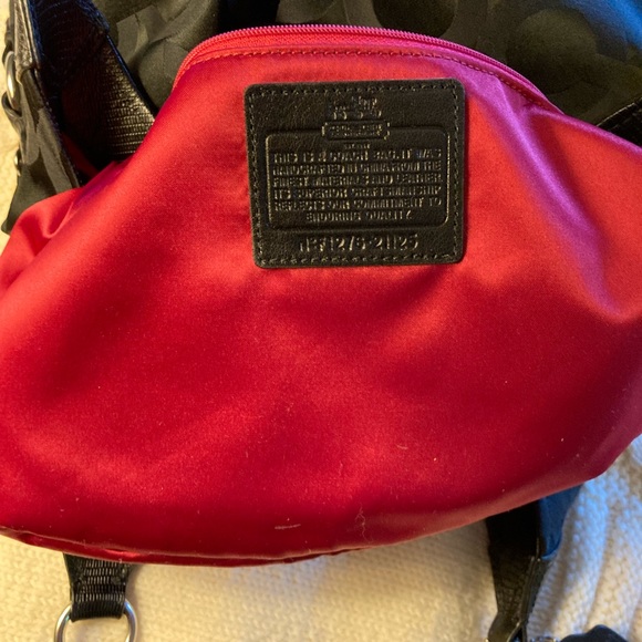 Coach Black Signature Canvas and Leather Madison Hobo Bag - Picture 15 of 15